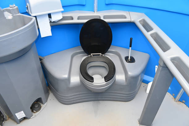 Best Portable restroom trailer rental  in Kernersville, NC